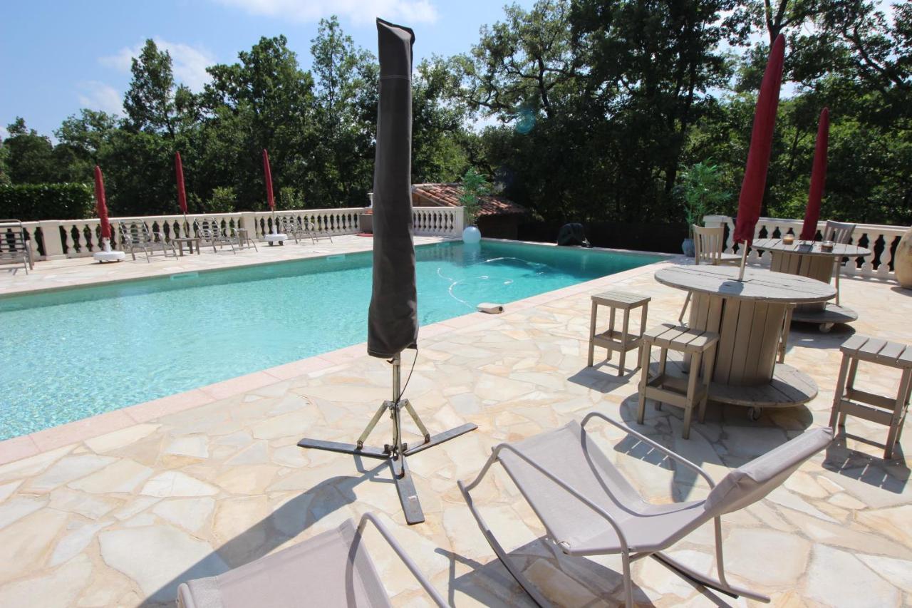 Villa Jalna Chambre, Suites Et Appartement Roquefort-les-Pins Exterior foto
